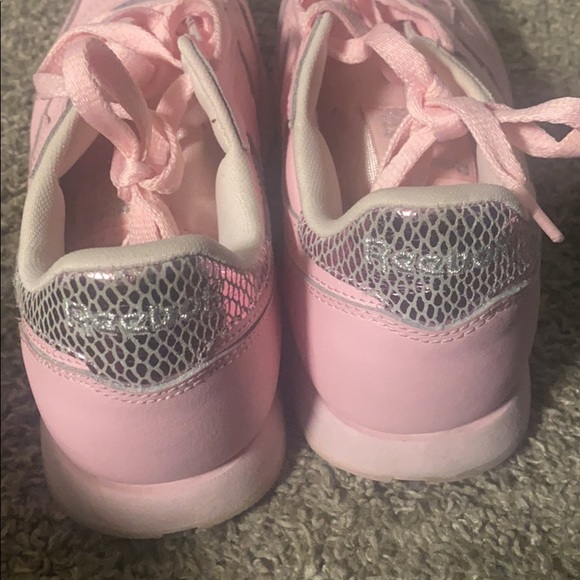 COPY - pink reebok’s 💓💓💓 - Picture 3 of 3